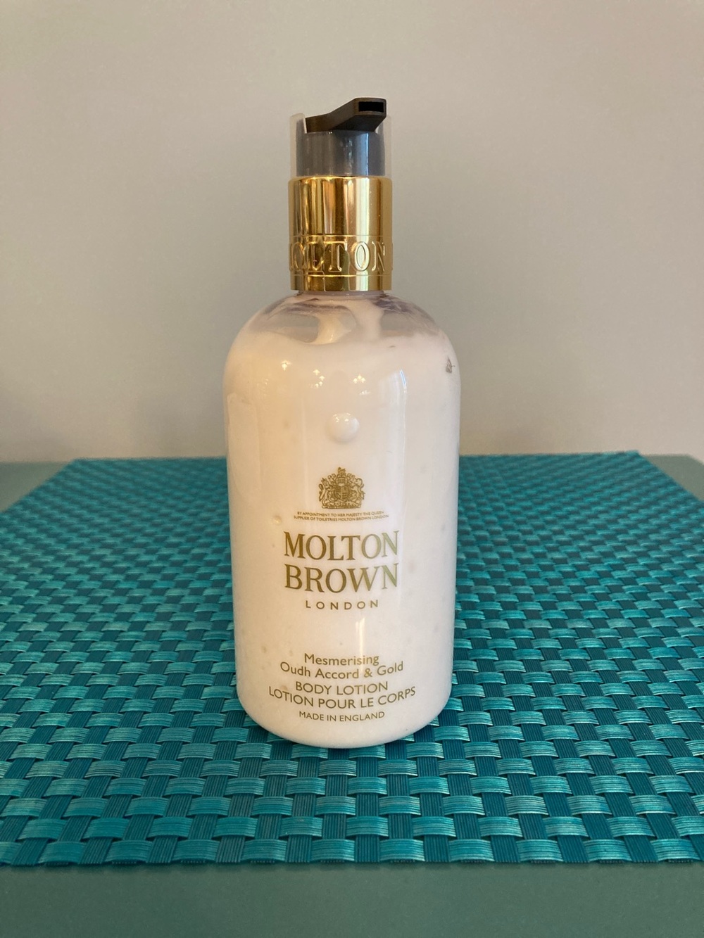 NEW Molton Brown London Mesmerising Oudh Accord & Gold Body Lotion 10 oz.